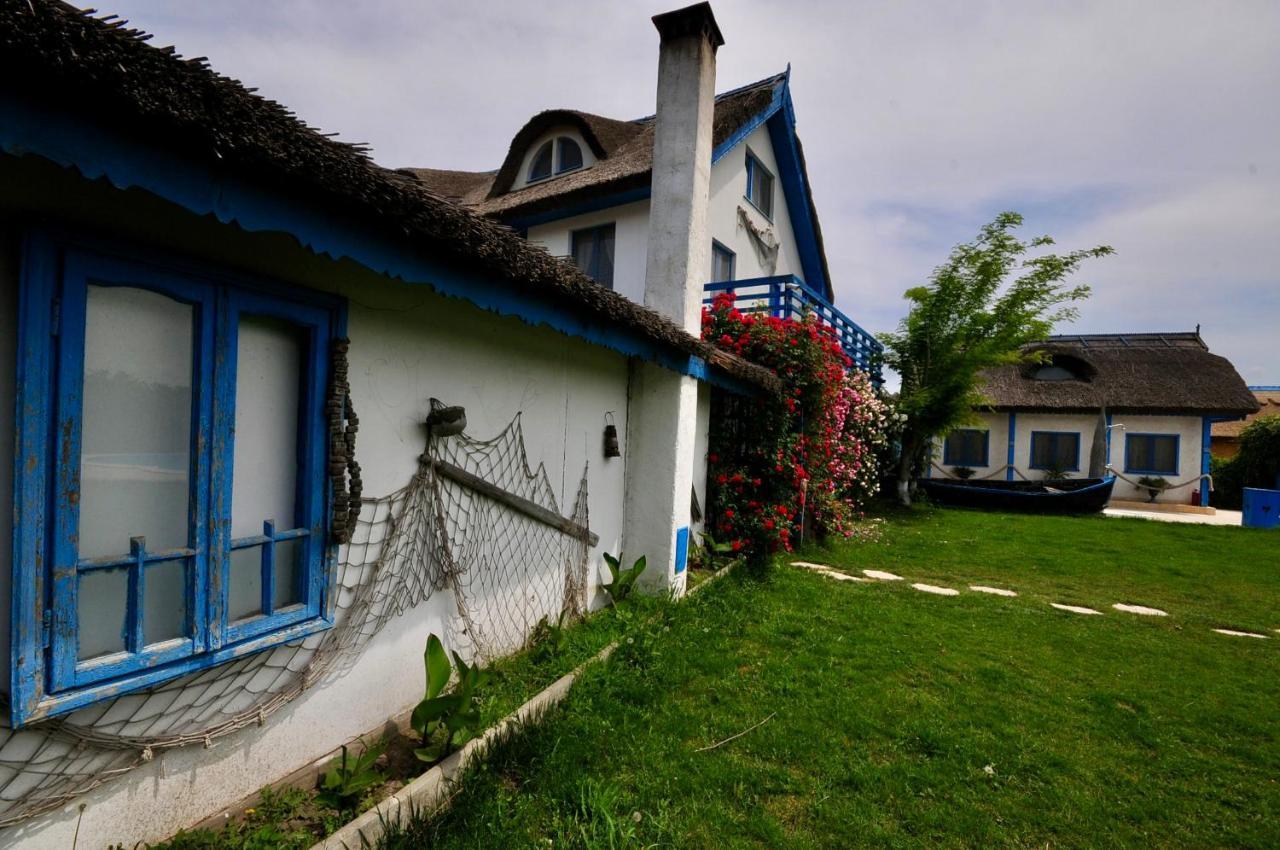 Pension Sharaiman Dunavăţu de Jos エクステリア 写真